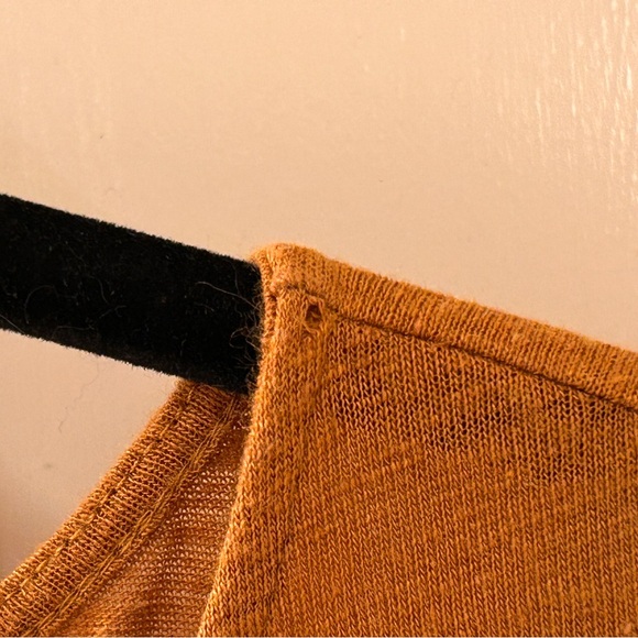 Ann Taylor Factory linen blend short sleeve ring top size M. - Picture 7 of 7